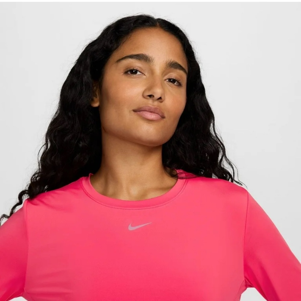 Nike Women's One Classic Dri-FIT Long Sleeve Shirt large Coral pink
